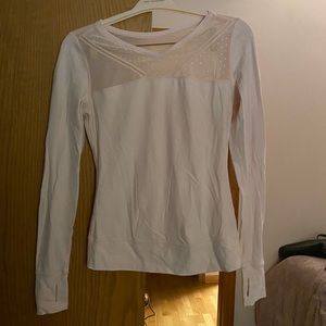 Lululemon mesh detail workout top with thumb holes